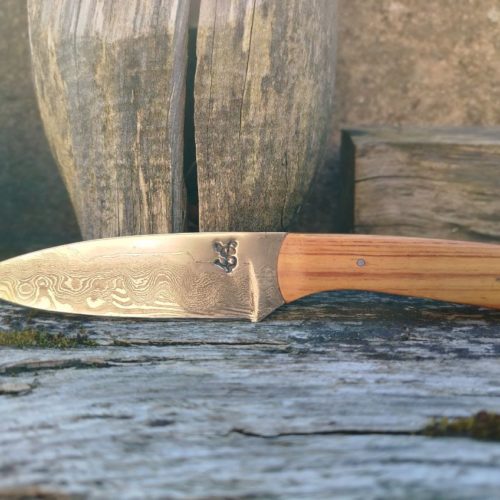 Couteau Droit en Damas avec Manche en Bois de Rose