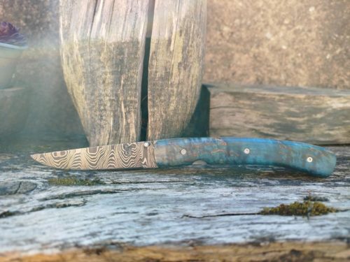 Couteau Pliant en Damas avec Manche en Bouleau Stabilisé Bleu