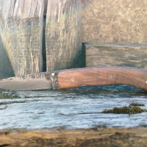 Couteau Pliant Damas Brut 72 Couches, Manche en Noyer