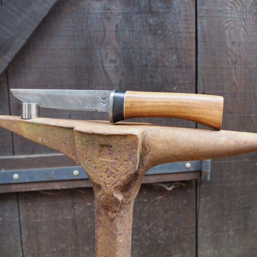 Couteau droit en Damas torsadé, manche en ebène du gabon & noyer